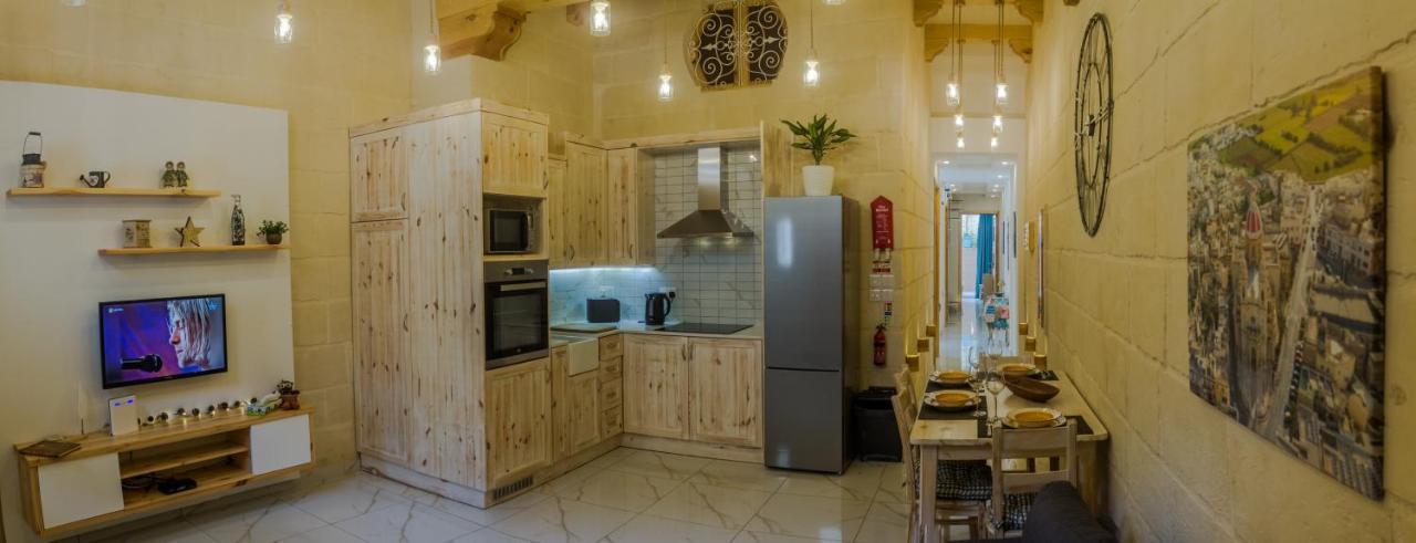 Ta' Gilard - Lovely Renovated Holiday Home Żabbar Kültér fotó