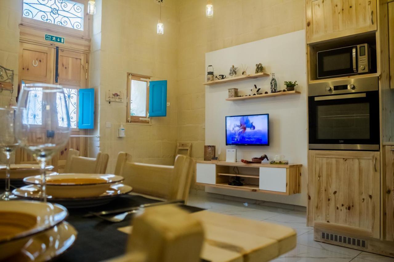 Ta' Gilard - Lovely Renovated Holiday Home Żabbar Kültér fotó